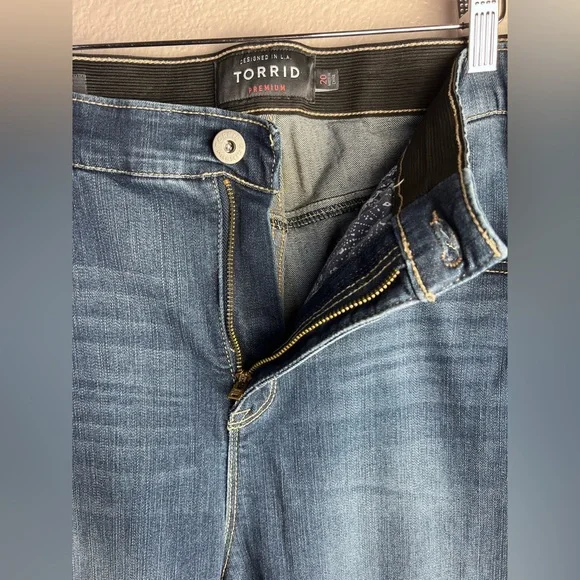 Torrid Premium Sky High Skinny Jeans Size 20 - Picture 6 of 9